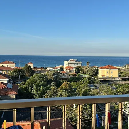 度假居 Costa Azzurra 瓦莱克罗夏