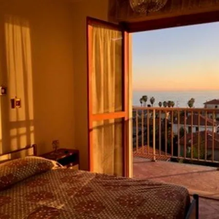 Costa Azzurra Tatil Evi *